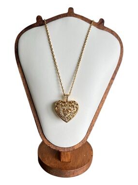 Vintage Avon Gold Tone Rhinestone Open Pave Heart Pendant Necklace